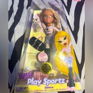 Bratz Play Sportz Fianna Doll.
